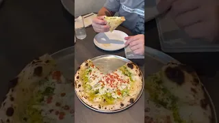 Пицца с красной икрой. Кто пробовал?