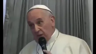 Papa Francesco “se uno mi offende gli do un pugno 👊