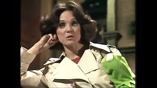 The Muppet Show - 120: Valerie Harper - “Broadway Baby”/Backstage #1 (1977) (Part 1)