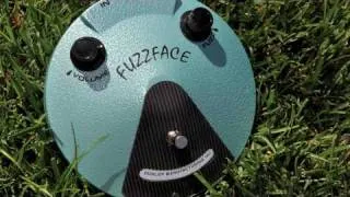 Guitar Effects Pedal Demo: Jimi Hendrix Fuzz Face JH-F1 / Bogner Ecstasy