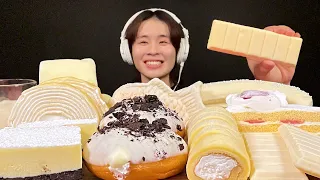 ASMR white chocolate party‼️【subtitles/Mukbang/Eating sounds】