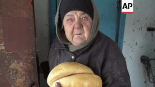 Avdiivka residents brave the shelling