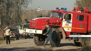 Крупный пожар на станции Колягино уничтожил несколько дачных построек