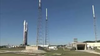 TDRS-L Rolls to the Launch Pad