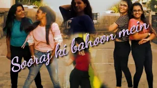 Suraj Ki baahon me- Groovy girls