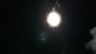 4” strobe cylinder firework