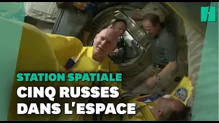 Sur l'ISS, un accueil chaleureux aux trois cosmonautes russes malgré l'Ukraine