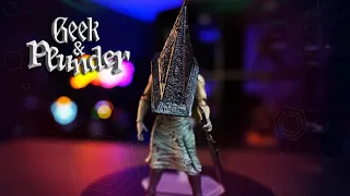 Unboxing the Silent Hill 2 - Pyramid Head Figma