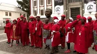 Radicals in red shake up S.Africa parliament opening