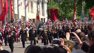 ''Спасибо, деды!'' (Фильм Петра Склярова, поёт Константин Тихонов, муз. О. Юдахиной, сл. И.Жиганова)