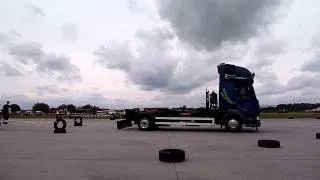 Kamion Show 2011 zručnost Liaz 18.33 vs. Daf LF