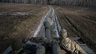 Ворог намагається скористатися погодними умовами, щоб посунутися вглиб українських позицій, - Барна