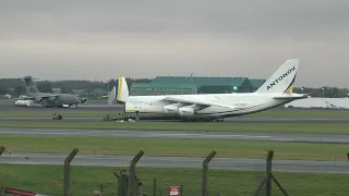 An-124 unloading timelapse