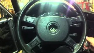 How To : Bmw E30 Steering Wheel Removal .