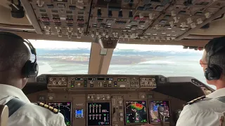 Boeing 747-8 approach and landing in Anchorage Alaska