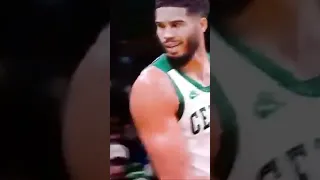 JAYSON TATUM 180 SPIN AND POINTS AT EVAN FOURNIER..HE CANT GAURD ME..