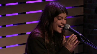 Donna Missal - Love Hurts [Live In The Lounge]