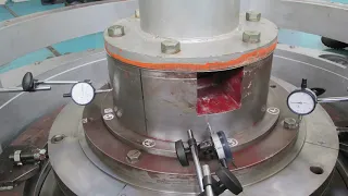 Rotor and turbine shaft centering