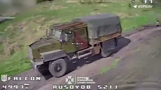 FPV-дрон прикордонників вразив ворожу броньовану вантажівку на Харківському напрямку