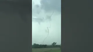 SWEET VIDEO "ROPE STAGE" TORNADO IN KANSAS!!!