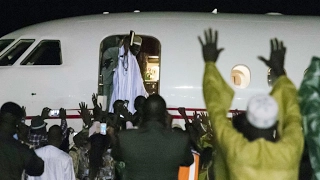 Gambia: ex-leader Jammeh ‘plundered’ $11 million before fleeing country
