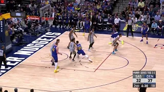 Jokic hands-off to Murray for layup