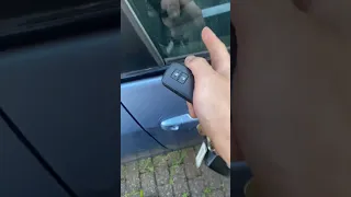 Toyota Yaris hybrid can’t open doors locked out part 1