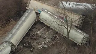 Authorities investigate train derailment in Van Buren Township