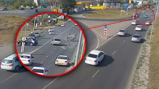 В Волгограде авария с «перевертышем» попала на видео
