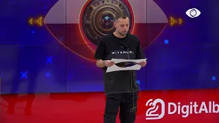 Zarf në shtëpi/ Romeo dhe Heidi përballë banorëve në një konferencë - Big Brother VIP 3