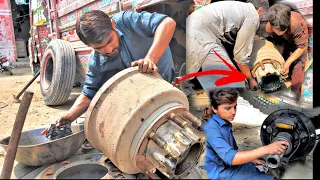 Hardworking  poor Man How To Clean Wheel Hub Greasing Of Bearings And Fitting Hino Tire