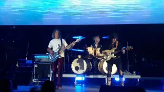 Ritchie Blackmore's Rainbow - Smoke On The Water (part) (12.06.2019)