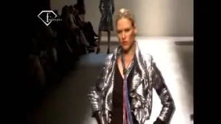 fashiontv   FTV com   AUDI JOBURG FW SA 10   THULA SINDI www keepvid com]