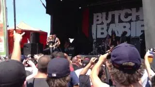 Butcher babies - I smell a massacre