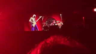 Red Hot Chili Peppers - Intro Jam + Can’t Stop @Tokyo Dome, Tokyo, Japan Live 18/5/2024