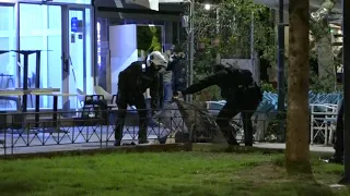 Përplasje e armatosur në Athinë, vriten babë e birë! Dyshohet për përleshje mes bandave shqiptare