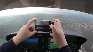 My first solo landing with DA40