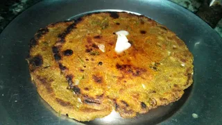 मसाले बाजरे की रोटी || Masala Bajra Roti punjabi style || Pearl Millet Roti || Bajra Roti Recipe 😋