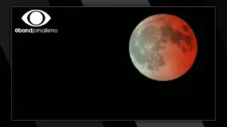 Planetário fica aberto para acompanhar eclipse lunar