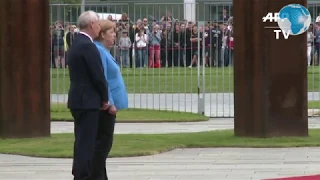 Merkel suffers new shaking spell, third in a month