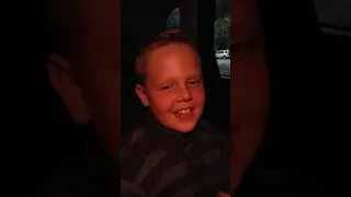 Amazing 9 year old beatboxing