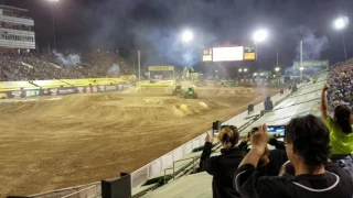 Grave digger 35th Anniversary monster jam world finals 2017