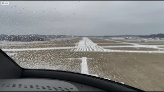 SF50 VISION JET LANDING IN ICE, SNOW AND CROSSWIND!