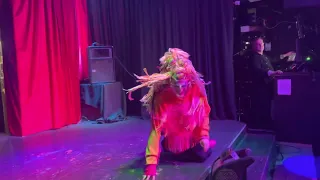 Mothie Does Her First Cartwheel on Stage