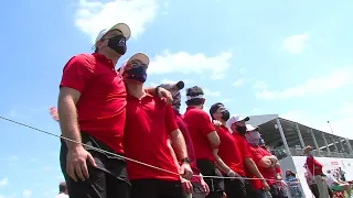 Fans honor Tiger Woods with red shirts on Sunday