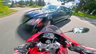 12 MINUTES OF CRAZY AND UNBELIEVABLE Motorcycle Moments