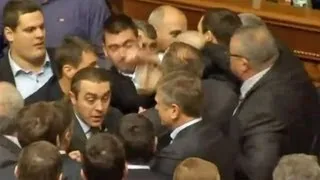 Fight breaks out in Ukrainian parliament