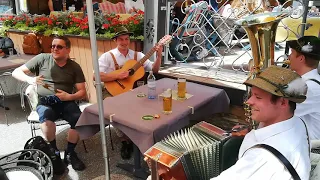 Kransberg Blos aus Mittenwald und ich beim Löffeln