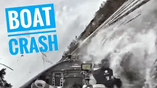 DANGEROUS Bass Boat Wreck! (CRASH Could've BEEN AVOIDED ) - Aaron Britt MLF Smith Lake Accident