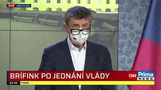 Chceme na tři týdny uzavřít okresy, potvrdil Babiš. Od pondělí zmizí možnost nosit dvě roušky